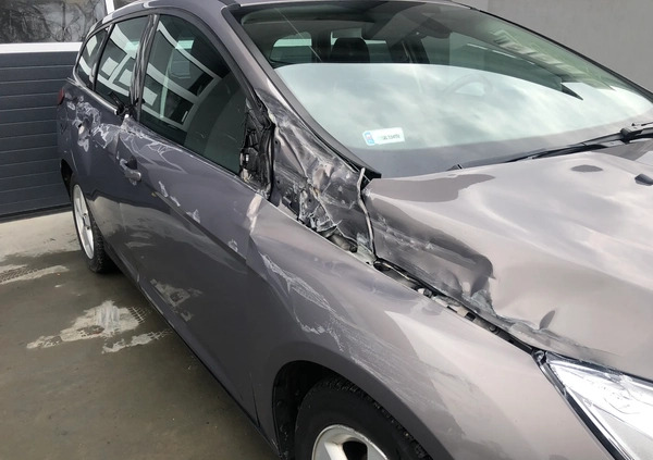 Ford Focus cena 14900 przebieg: 188153, rok produkcji 2015 z Kutno małe 326